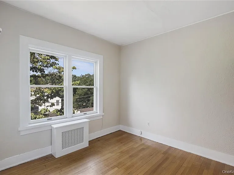 16 Terrace Pl — Photo 12
