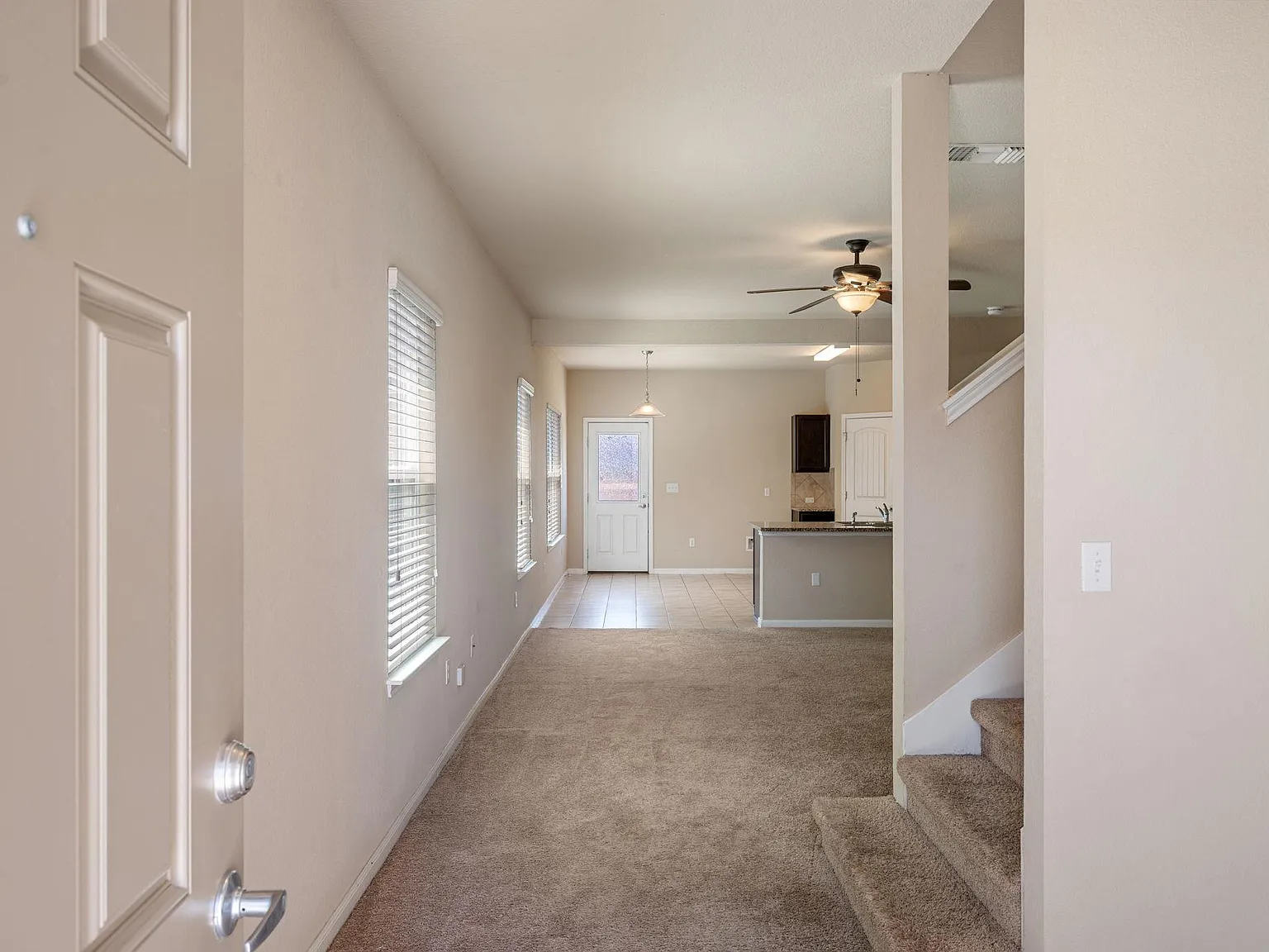 4 bed, 2.5 bath, 2142 sqft, $2,150 — Photo 4