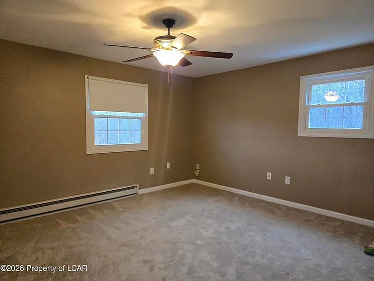 60 Saratoga Ct — Photo 17