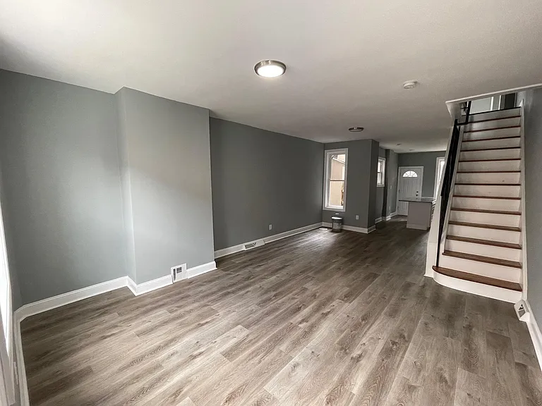 2628 S Carlisle St — Photo 3