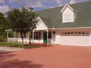 8501 Henderson Grade, North Fort Myers, FL 33917