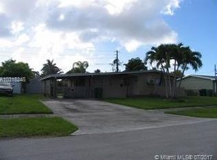 18621 SW 98th Ave, Cutler Bay, FL 33157