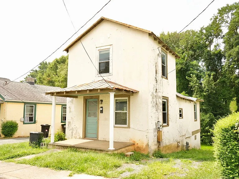 1020 Page St — Photo 2