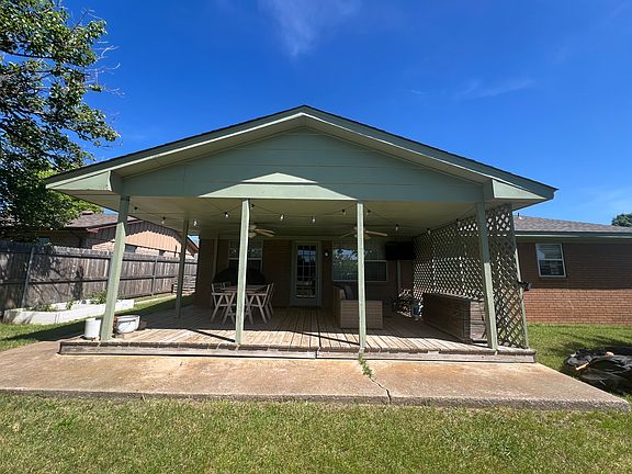 3rd image of 2517 Elwood Dr