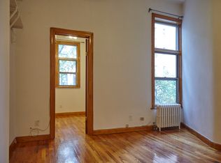 319 W 76th St APT 5A, New York, NY 10023