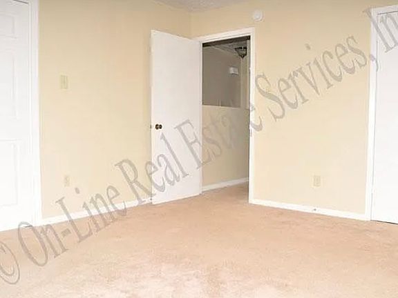 5th image of 806 San Pedro Dr APT C