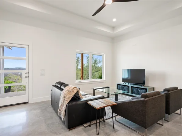 405 Taylor Drive, Horseshoe Bay, TX 78657