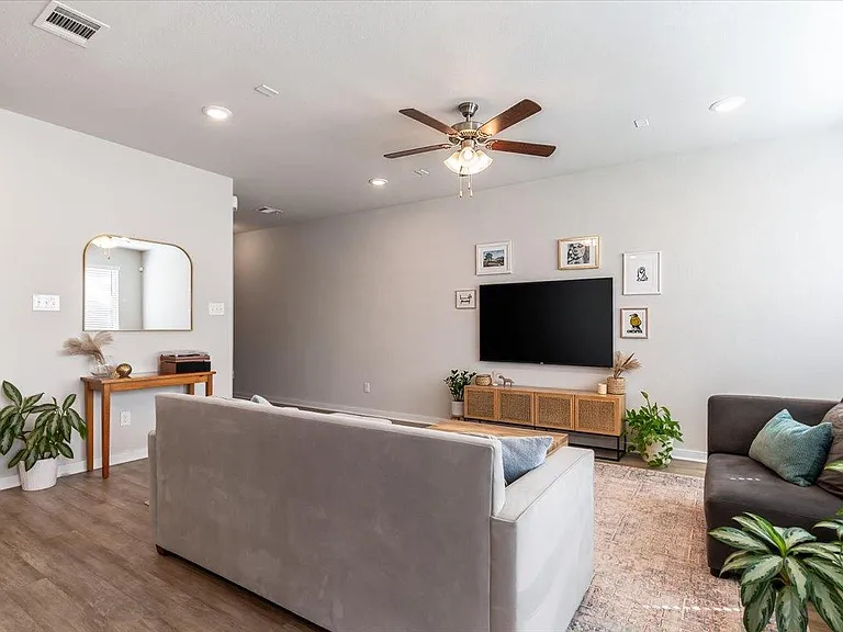 17103B Crane Fly Dr — Photo 13
