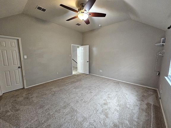 5th image of 3905 Jeanette Ln