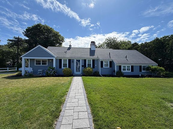 2nd image of 25 Sunset Drive