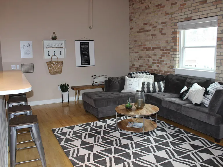 17 S 2nd St #3 — Photo 3