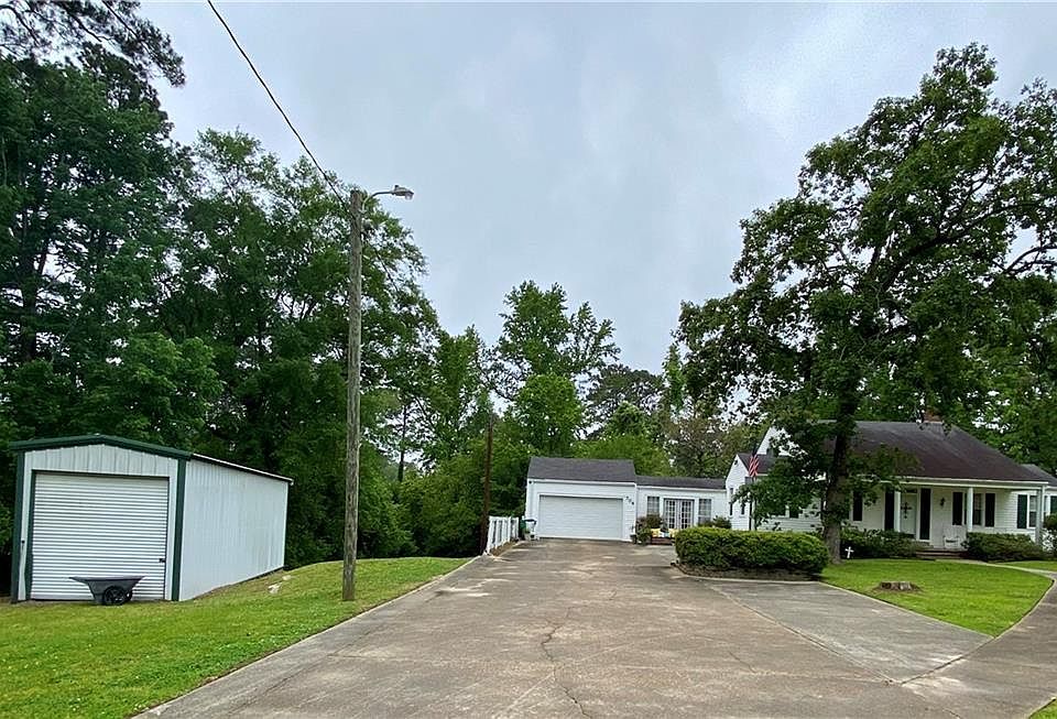 704 W North St, Winnfield, LA 71483 MLS 2409936 Zillow