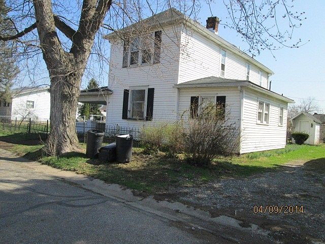2nd image of 47 Logan St
