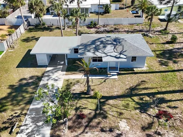 1075 Falcon Rd, Venice, FL 34293
