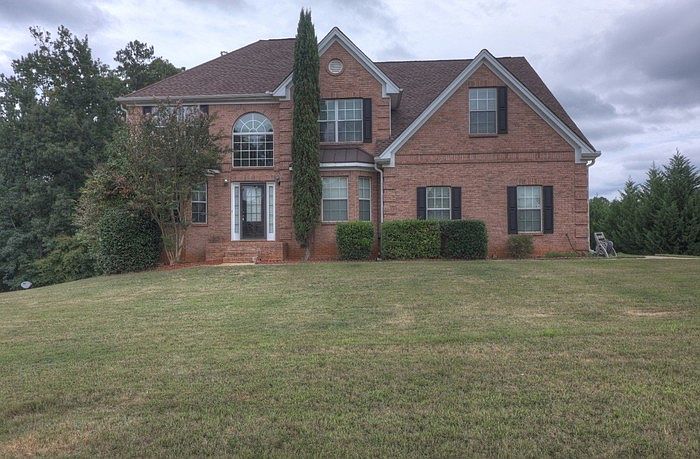 1st image of 300 Dandelion Cir