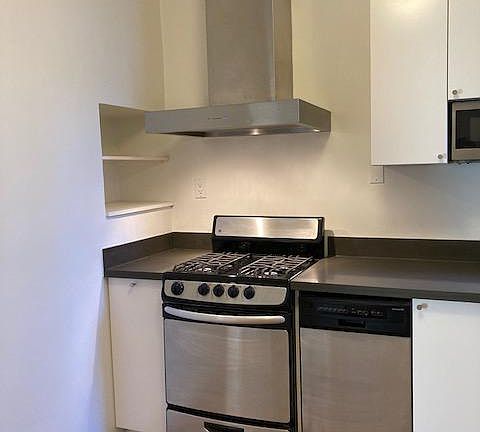 2nd image of 1566 Guerrero St APT 3