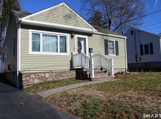 20 Westchester Dr, Bristol, CT 06010