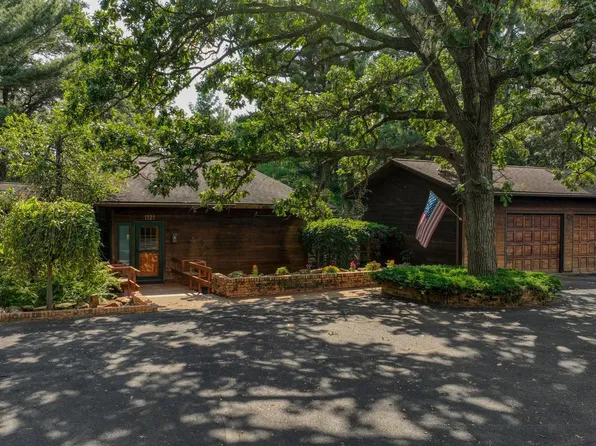 1121 E Lowes Creek Rd, Eau Claire, WI 54701