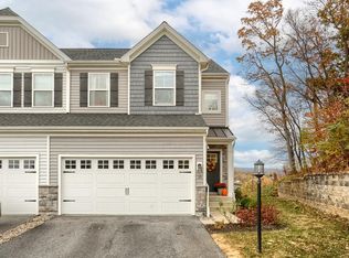 13 Woods Dr, Camp Hill, PA 17011