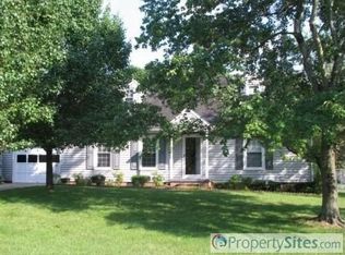 2046 Fox Run Rd, Burlington, NC 27215