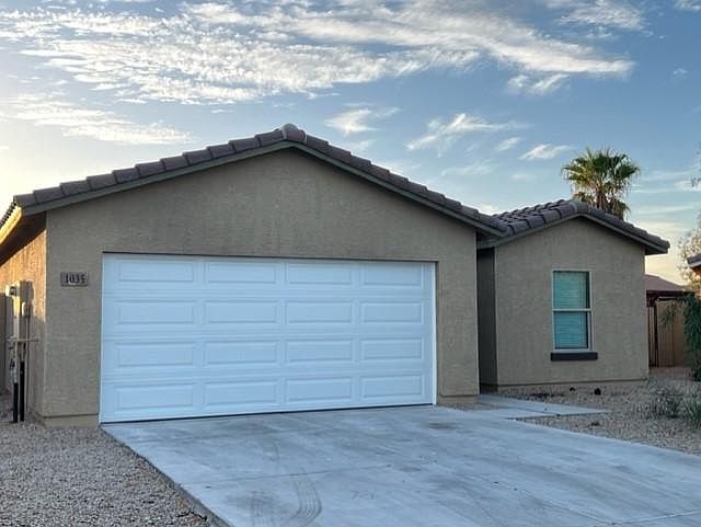 2-car garage (2 remotes included)