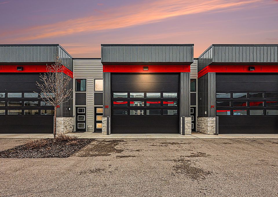 1st image of 815 Verhoeks St Unit 22