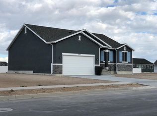 2522 N 2775 W, West Point, UT 84015