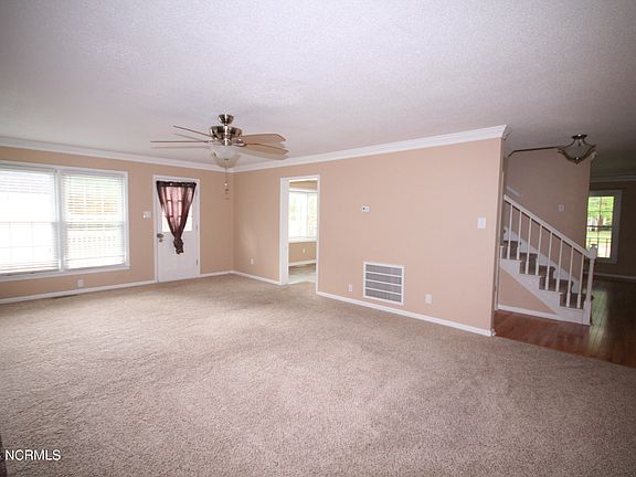 4th image of 1600 Munroe Lane