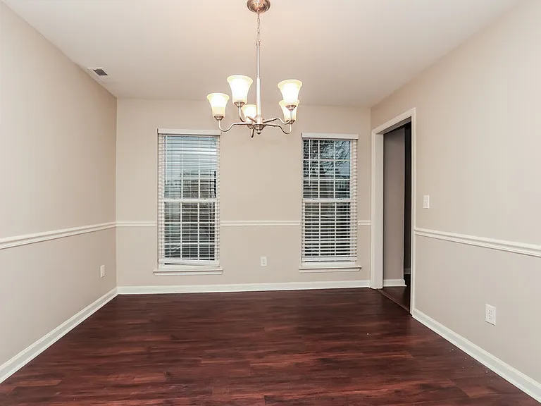 1514 Winter Ct — Photo 8