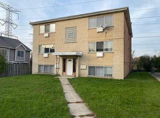 9674 Golf Ter, Des Plaines, IL 60016