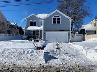 4 Colonial Dr, Arlington, MA 02474