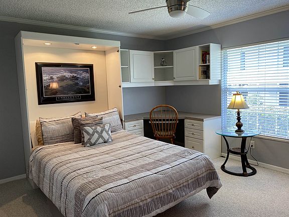 5th image of 1206 Villa Ln