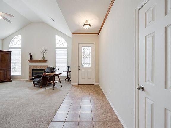 5th image of 15528 Monarch Ln