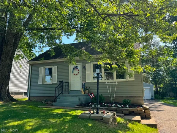 323 Stratford Ave, Wadsworth, OH 44281