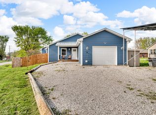 309 Lincoln Ave, Cloverdale, IN 46120