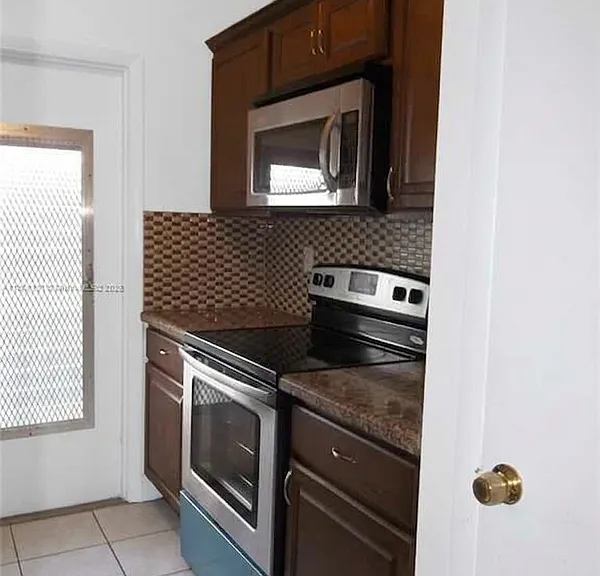 1450 Atlantic Shores Blvd #312 — Photo 11