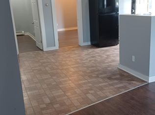 1178 Us Route 4 APT 1, Canaan, NH 03741