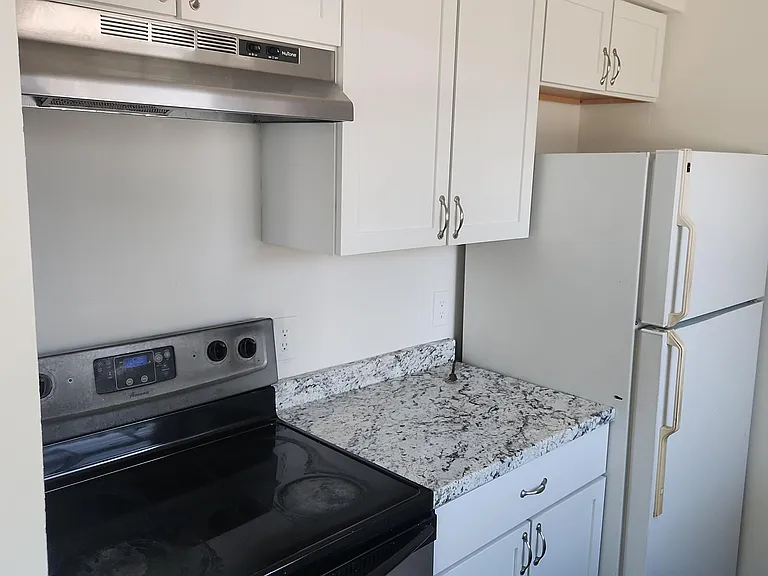 1336 Camden Way #A — Photo 3