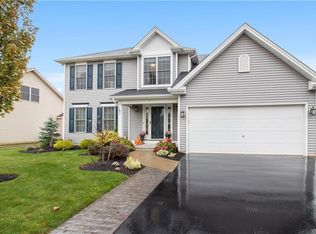 56 Caldwell Dr, West Seneca, NY 14224