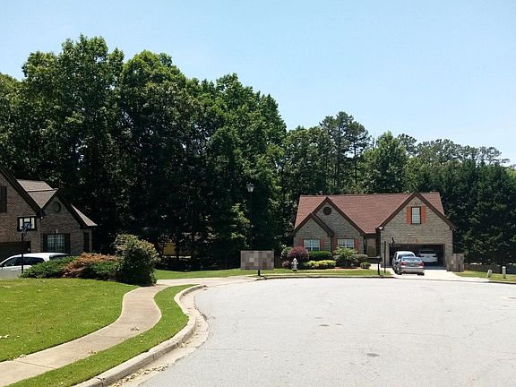 4th image of 1720 Montrachet Dr