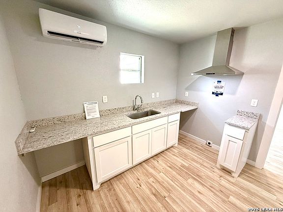5th image of 2630 Observation Dr Unit 2