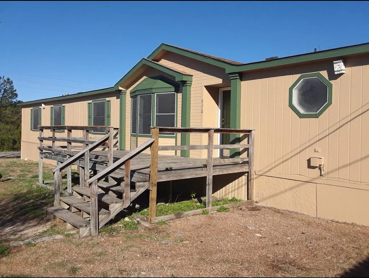 4 bed, 2077 sqft, $1,750 — Photo 1