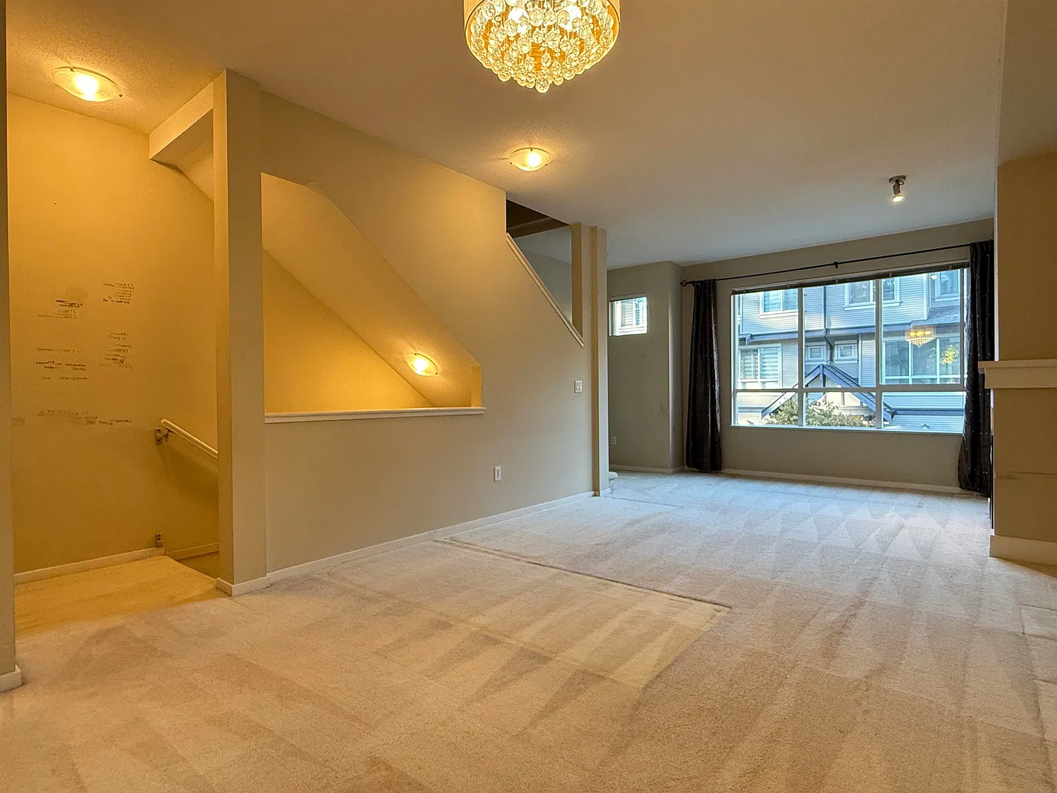 3 bed, 1315 sqft, $3,500 — Photo 2