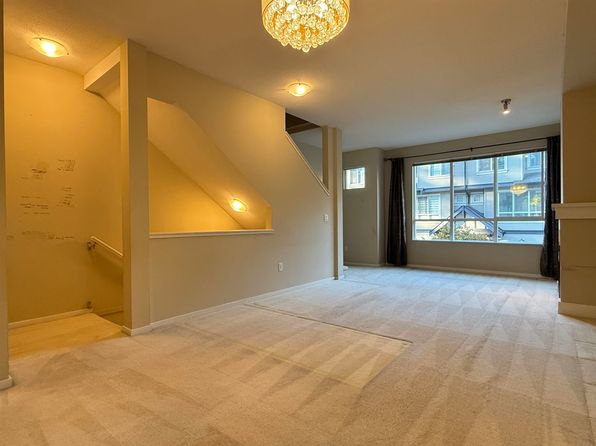 3 bedroom rental in Burnaby — photo 2