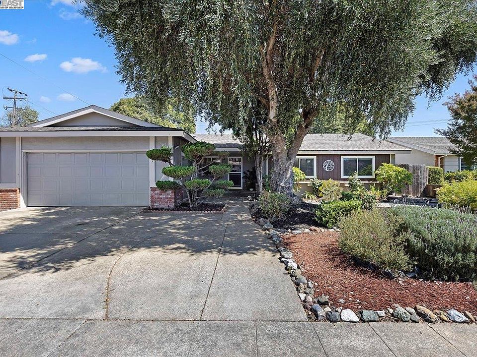 1st image of 8887 Davona Dr