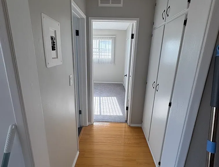 1550 N Harvard Blvd #15 — Photo 8