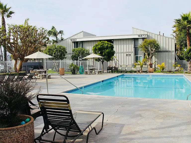 16972 Pacific Coast Hwy #104 — Photo 26