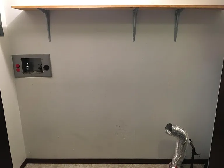 804 Village Dr — Photo 14