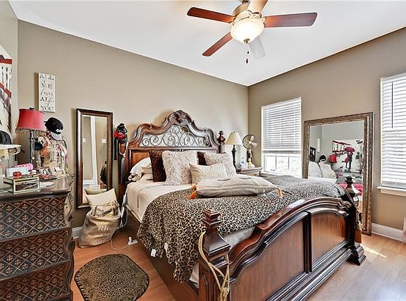 5th image of 820 Marina Dr APT 301