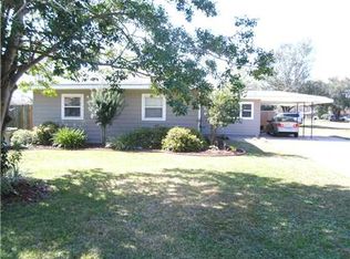 2107 Meadowbrook St, Pascagoula, MS 39567